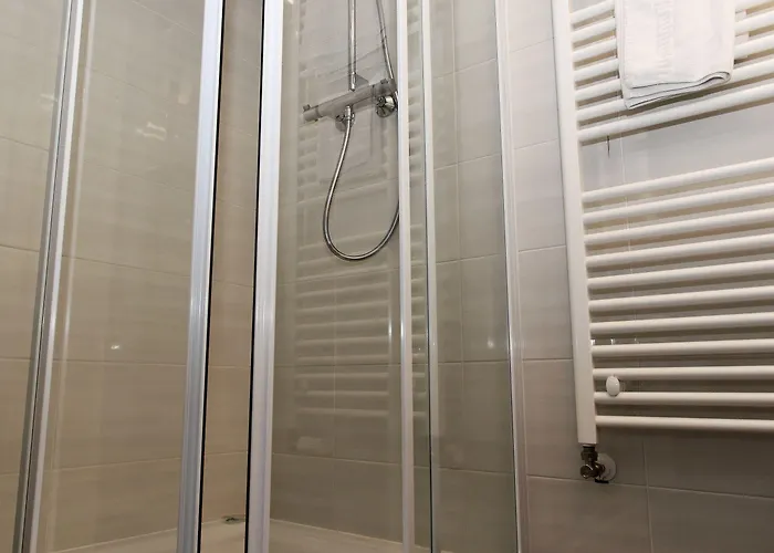 ドゥ リーユ ホテル 3*